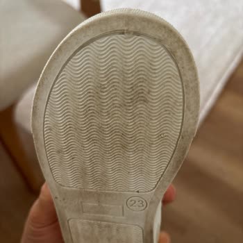 Üç Kez Giyilen Çocuk Ayakkabısında Hızlı Patlak Ve Fiziksel İnceleme Talebinin Reddedilmesi