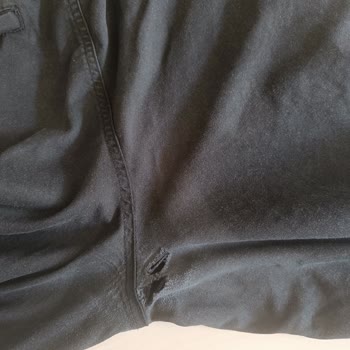 Mavi Pantolonun Renk Aşması Ve Yırtılması, Müşteri Hizmetlerine Ulaşılamıyor