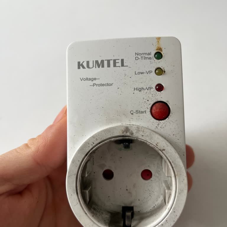 Kumtel Voltaj Koruması Prizinde Yanma Ve Kararma Güvenlik Endişesi