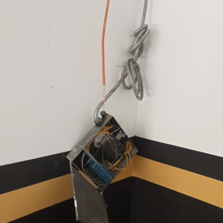 Fiber Kutusu Hasarı Nedeniyle 4 Gün Süren İnternet Kesintisi Ve Çözüm Beklentisi