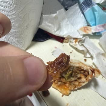 Yanmış Ve Kalitesiz Döner İçin Tam İade Talebi