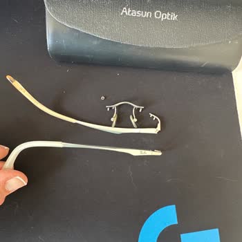 Hilltown Atasun Optik’te Cam Ve Çerçeve Kırıldı; Sorumluluk Reddedildi Ve Belgeler Sunulmadı