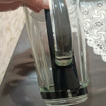 Cam Sürahide Plastik Parçanın Çürümesi Ve Parçalanması: Garanti Kapsamında Yedek Parça Talebi