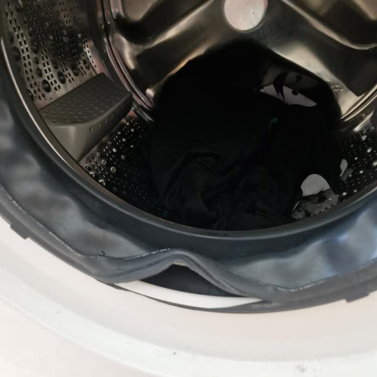 Kapak Lastiği Yırtıldı, Garanti Kapsamı Reddedildi