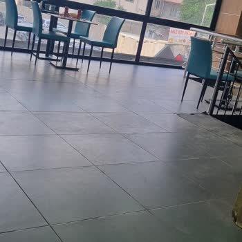Domino's Cizre/Şırnak Şubesinde Hijyen, Soğuk İçecek Ve Dolap Sorunları