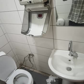Domino's Cizre/Şırnak Şubesinde Hijyen, Soğuk İçecek Ve Dolap Sorunları