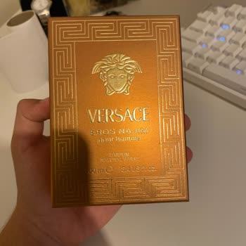 Versace Eros Najim Parfümünün Kokusunun İki Saatte Kaybolması