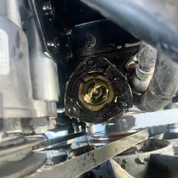 Tümosan 8095 Traktör Motorunda Conta Yanması Ve Yetkili Kaman Servisinin Sorumluluk Reddi
