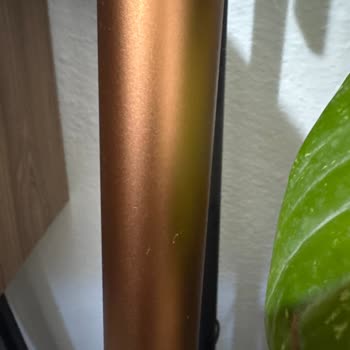 Dyson V16 Modelinde Alt Koltuk Aksesuarı Eksikliği Ve Çizilme Sorunu