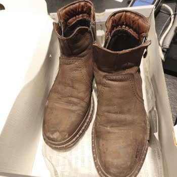 Deichmann Botlarında Hızlı Boya Çatlaması Ve Mağaza Sorumluluğu Reddi