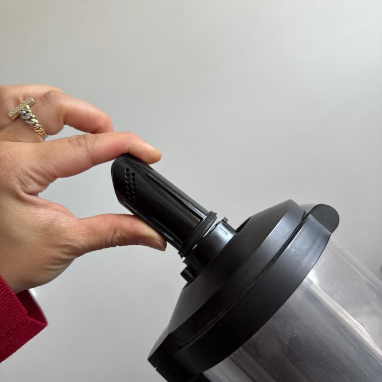 Dyson V16 Piston Animal İç Parça Kırıldı: Garanti Reddine Karşı Ücretsiz Değişim Talebi