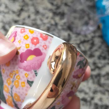 Gold Detaylı Fincan Takımının Solması Ve Değişim Talebi
