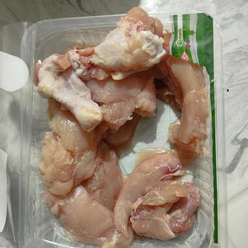 Etikette Göğüs Eti Yazıyor, Pakette Kanat Ve But Çıktı