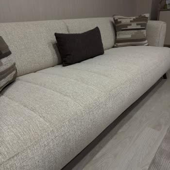 Mona Koltuk Takımının Defolu Kumaşı Ve Hizmet Sorunları Nedeniyle Tam Değişim Talebi
