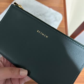 Beymen Cüzdanının Yetersiz Kart Bölmeleri Ve Kullanışsız Tasarımı
