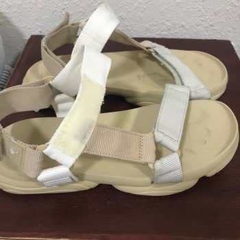 Camper Sandaleti İki Günde Bozuldu, Ayaklarım Ciddi Şekilde Yaralandı