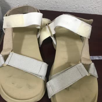 Camper Sandaleti İki Günde Bozuldu, Ayaklarım Ciddi Şekilde Yaralandı