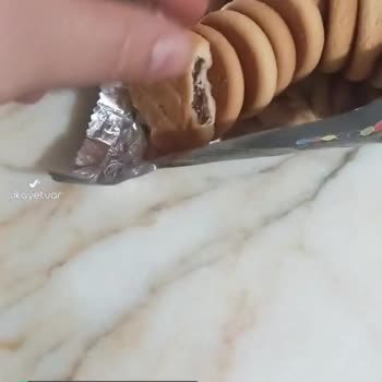 Ülker Yarım Bisküvi