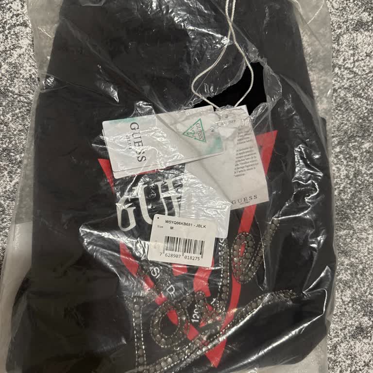 Yanlış Model Sweatshirt Teslim Edildi, Değişim İsteği Fiyat Artışı Nedeniyle Reddedildi