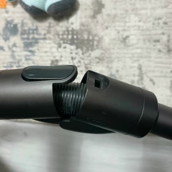 Blaupunkt Süpürge Parçası Kırıldı, Yetkili Servis Ve Yedek Parça Bulunamıyor