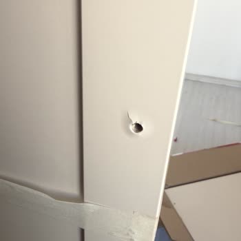 Kusurlu Koltuk Takımı Ve Gardırop, Eksik Ürünler, İletişimsiz Satıcı Ve Tamamlanmamış Kurulum