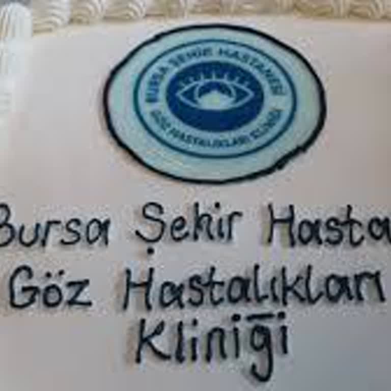 Bursa Şehir Hastanesi Göz Polikliniği'nde Sekreterin Saygısız Ve Kırıcı Tutumu