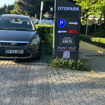 Acil Servis Otoparkında Kendi Park Edenlerden Vale Ücreti Talep Edilmesi