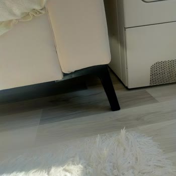 Üretim Ve Montaj Hatalı Koltuk Ayakları Nedeniyle Yapısal Bozulma Ve Servis Yanıtı Yok