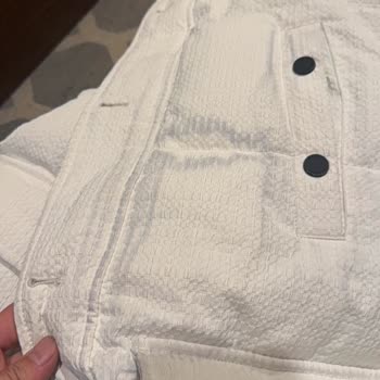 Avva Giyim Kuru Temizleme Sonrası Montta Renk Kusması ve Üretim Hatası İddiası