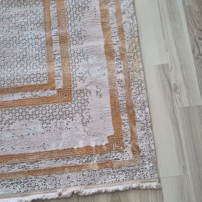 Yonca Halı Yıkama (Aksaray) Beyaz Renkli Halımız Kırmızı Renge Dönüşmüş