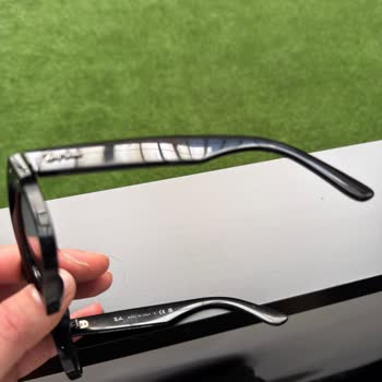Ray-Ban Gözlüğümde Aşırı Çizikler, Mağaza Tüketici Hatası İddiası