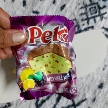 Şok Markette Satılan Kekte Ölü Sinek: Hijyen İhlali