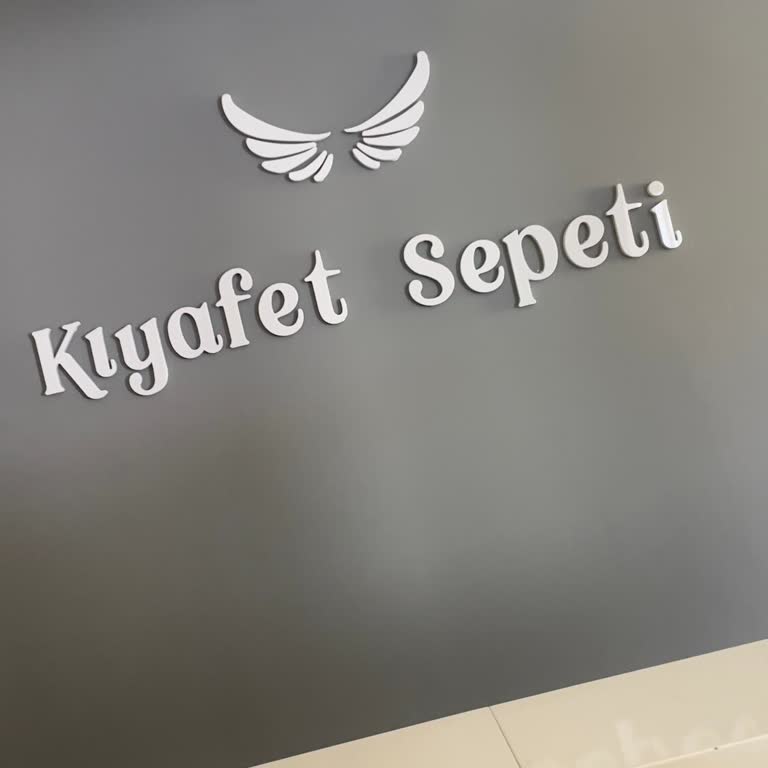 Kıyafet Sepeti Mağazasında Yanlış Bilgilendirme Ve İade Talebi