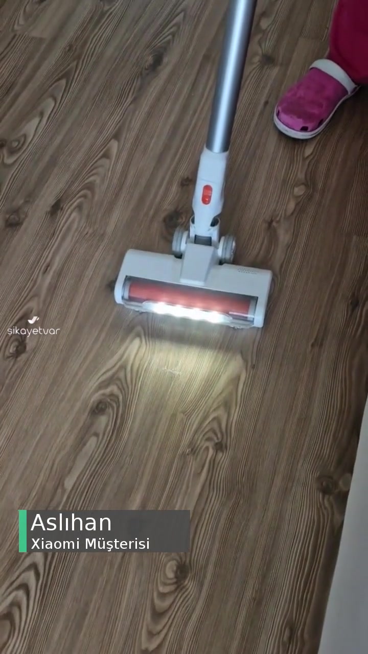 Xiaomi Şarjlı Süpürge Pisliği Geri Bırakıyor! videonun kapak resmi