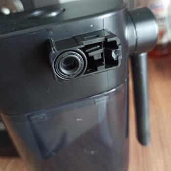 Arçelik Espresso Makinesinin Süt Köpürtücüsü Deforme Olup Kırıldı, Ücretsiz Değişim Talep Ediyorum