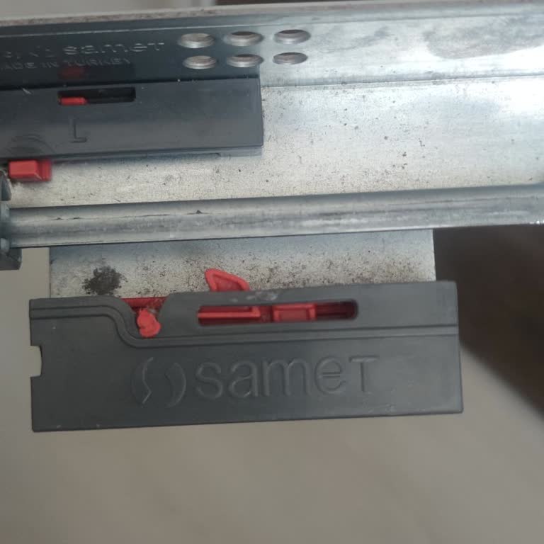 Samet Slide Çekmece Rayı İticileri İçin Yedek Parça Bulunamıyor