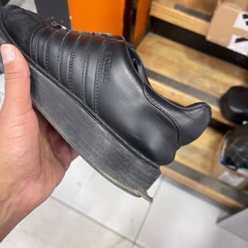 10.000 TL'lik Ayakkabı Tabanı Deforme, Adidas 'Kullanıcı Hatası' Diyerek Reddetti
