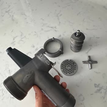 Bosch Hamur Yoğurma Makinesinin Kıyma Aparatı Bulaşık Makinesinde Çöktü