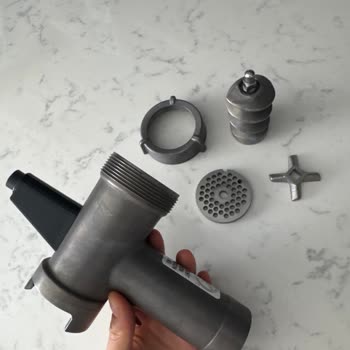 Bosch Hamur Yoğurma Makinesinin Kıyma Aparatı Bulaşık Makinesinde Çöktü