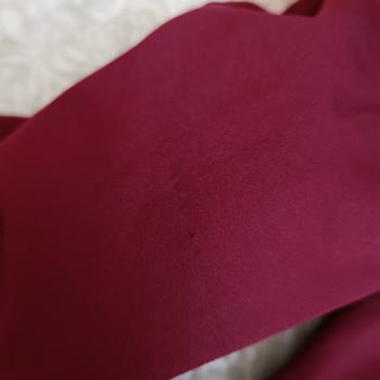Kusurlu Tesettür Takımın Değişimi Gecikti, Satıcı Yanıt Vermiyor Ve Ücret İadesi Talep Ediyorum
