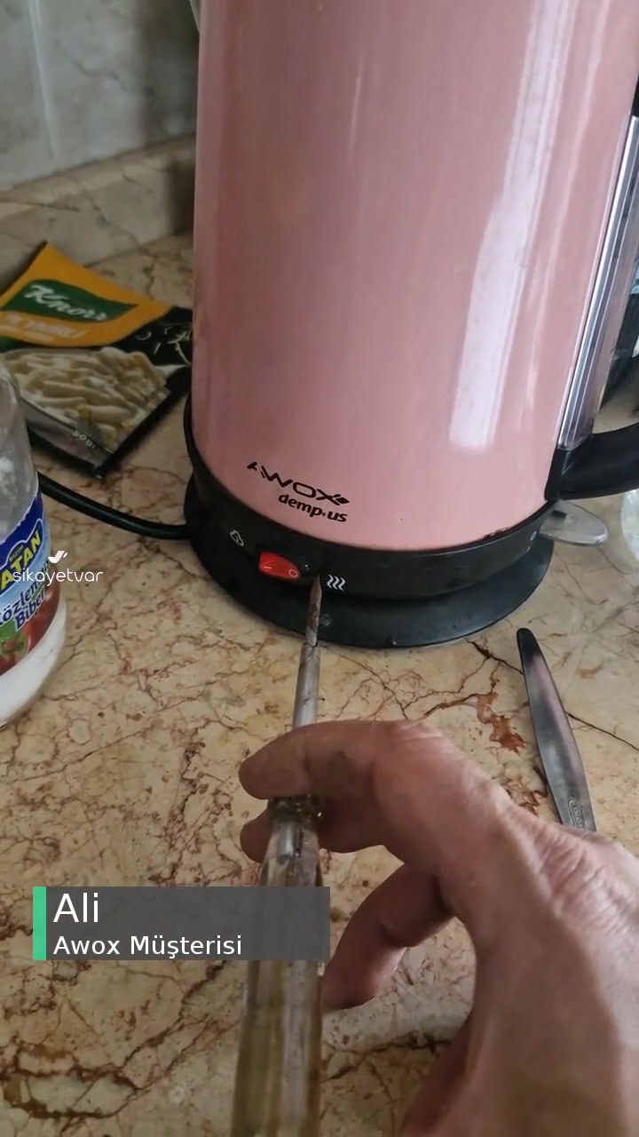Awox Demplus Çaycıda Elektrik Kaçağı videonun kapak resmi