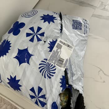 Teslim Edilen Pakette Yırtık Ve Eksik Ürünler, Müşteri Hizmetleri Yanıt Vermiyor