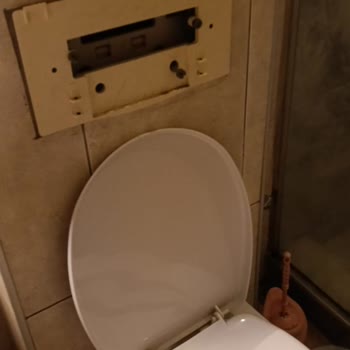 I Want a Refund From Agoda for My Terrible Hotel Experience
