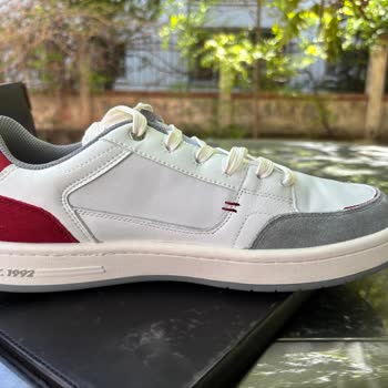 Skechers Mağazasında Rahatsız Ayakkabı Ve Değişim Talebine Cevap Almama