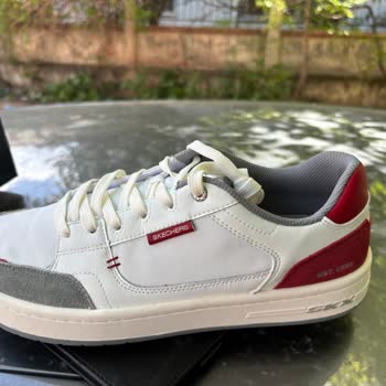 Skechers Mağazasında Rahatsız Ayakkabı Ve Değişim Talebine Cevap Almama