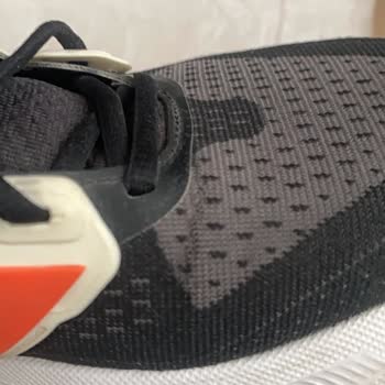 Adidas Ayakkabımın Kısa Sürede Dikiş Atması Ve Mağazanın Kusur Bulamama Kararı