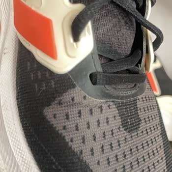 Adidas Ayakkabımın Kısa Sürede Dikiş Atması Ve Mağazanın Kusur Bulamama Kararı