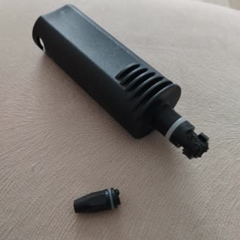 Yeni Sinbo Buharlı Temizleyicide Adaptör Kırıldı Ücretsiz Değişim Talebi