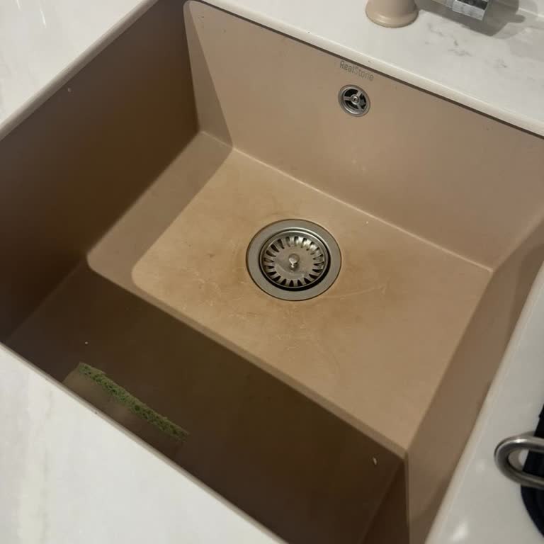Realstone Evye 1 Ayda Soyulup Lekelendi, Ücretsiz Değişim Bekliyorum