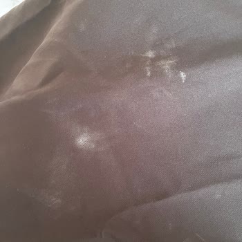 Kirli Ve Kullanılmış Elbise Teslimatı Hijyenik Olmadığı İçin Şikayet